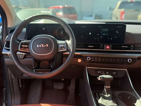 Used 2026 Kia Carnival SX Prestige image 19