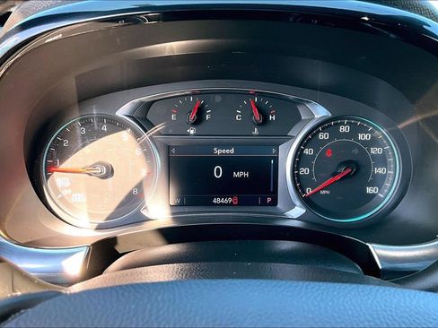 Used 2023 Chevrolet Traverse LT FWD image 15