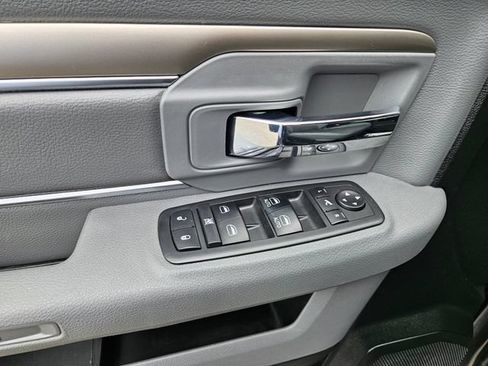 Used 2017 RAM 1500 Big Horn AWD/4WD image 26