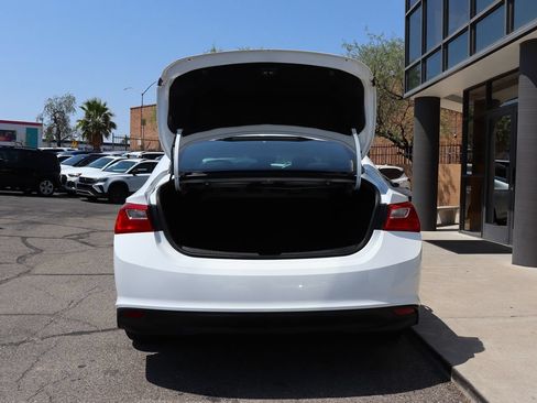 Used 2023 Chevrolet Malibu LT FWD image 22