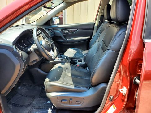 Used 2019 Nissan Rogue SL w/ Premium Package AWD/4WD image 32