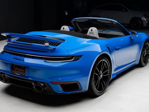 Used 2022 Porsche 911 Turbo S AWD/4WD image 37