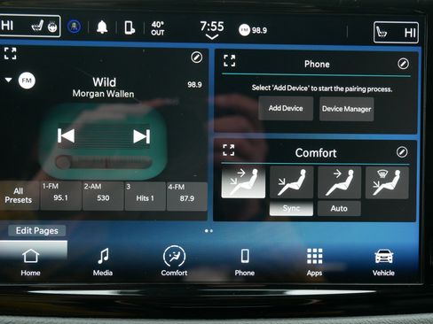 Used 2024 Chrysler Pacifica Touring-L FWD image 22