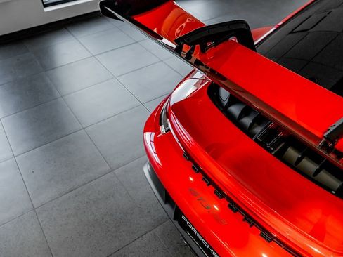 Certified 2025 Porsche 911 GT3 RS image 33