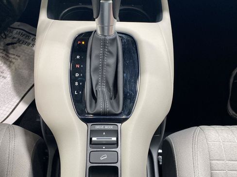 Used 2023 Honda HR-V LX image 24