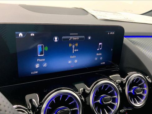 New 2026 Mercedes-Benz GLA 250 image 24
