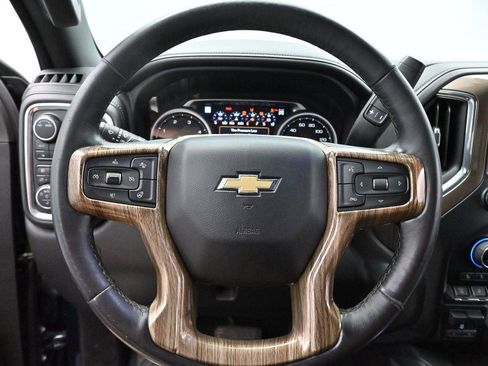 Used 2023 Chevrolet Silverado 3500 High Country w/ Technology Package AWD/4WD image 15