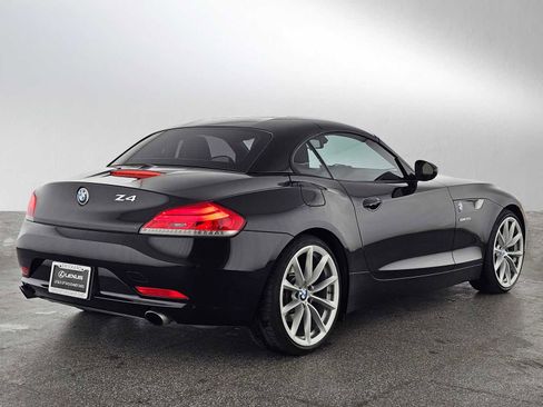 Used 2010 BMW Z4 sDrive35i image 3