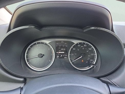 Used 2025 Nissan Versa S w/ S Plus Package FWD image 23