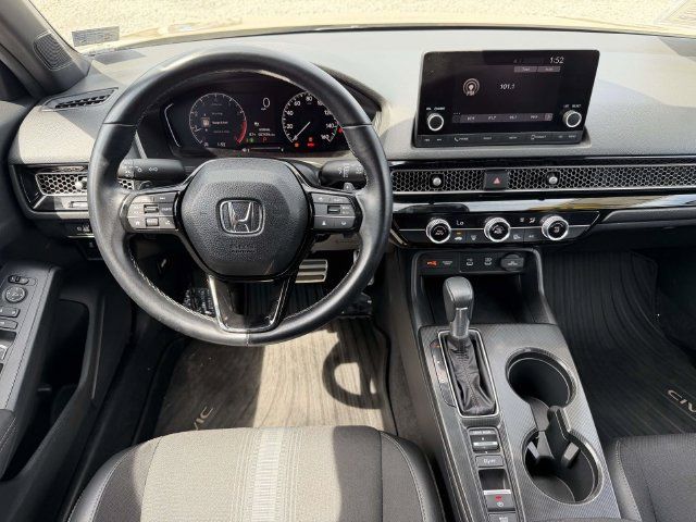 Used 2025 Honda Civic Sport image 3