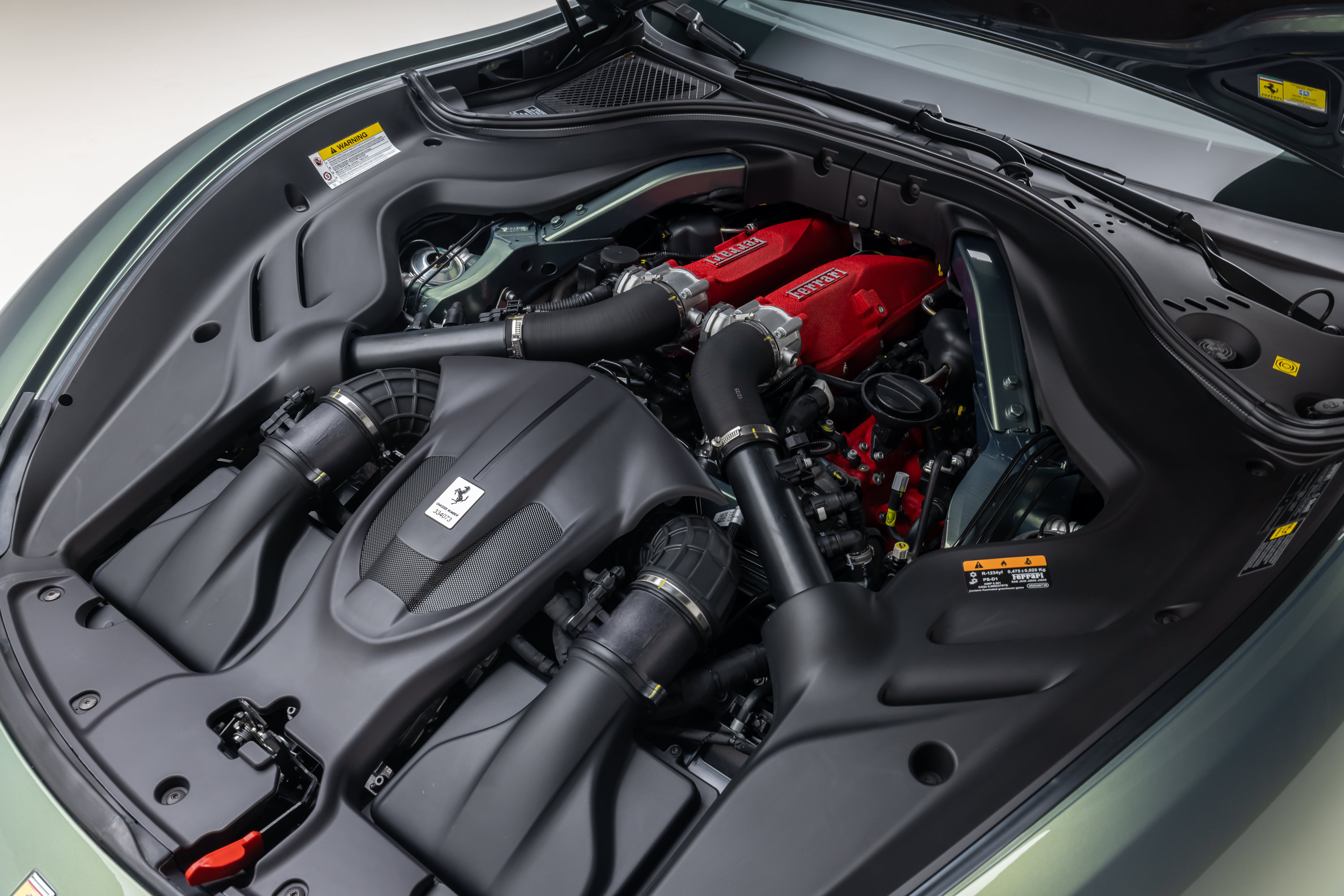Certified 2026 Ferrari Roma Spider RWD image 45