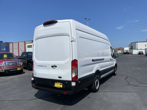 Used 2024 Ford Transit 250 148 High Roof Extended w/ Load Area Protection Package RWD image 8