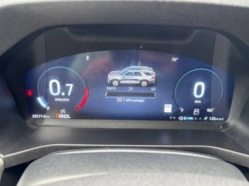 Used 2025 Ford Explorer Active w/ Active Comfort Package AWD/4WD image 13