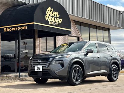 Used 2025 Nissan Rogue SV