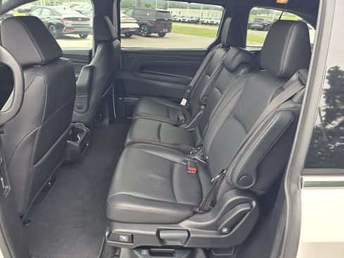 Used 2025 Honda Odyssey Sport-L image 12