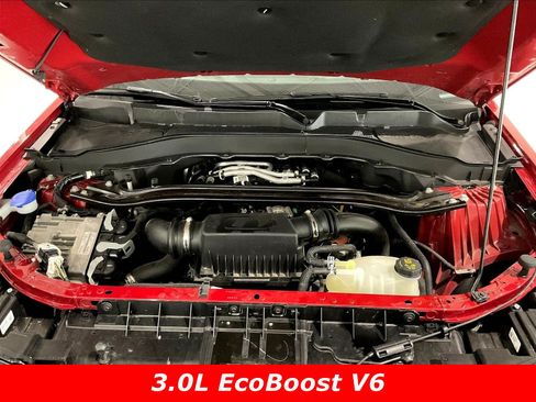 Used 2025 Ford Explorer ST AWD/4WD image 31