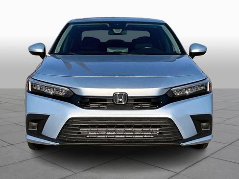 Certified 2022 Honda Civic EX image 3