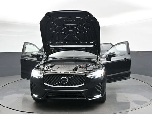 New 2026 Volvo XC60 B5 Plus w/ Climate Package AWD/4WD image 56