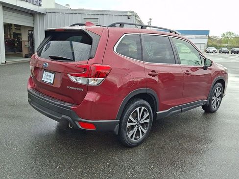 Used 2023 Subaru Forester Limited AWD/4WD image 9