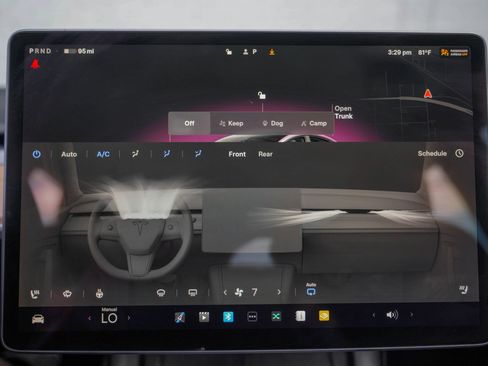 Used 2022 Tesla Model 3 Standard Range RWD image 18