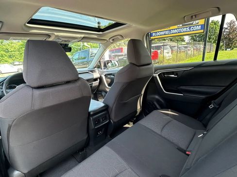 Used 2019 Toyota RAV4 XLE w/ Convenience Package AWD/4WD image 27