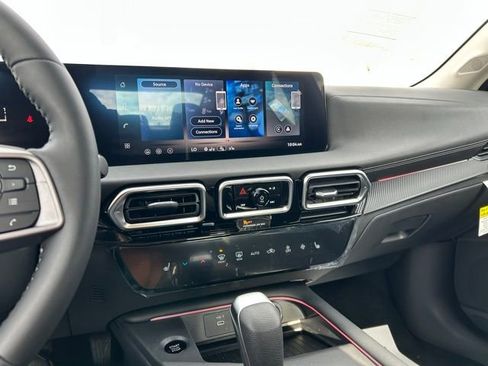 New 2026 Nissan Sentra SV w/ SV Convenience Package FWD image 33