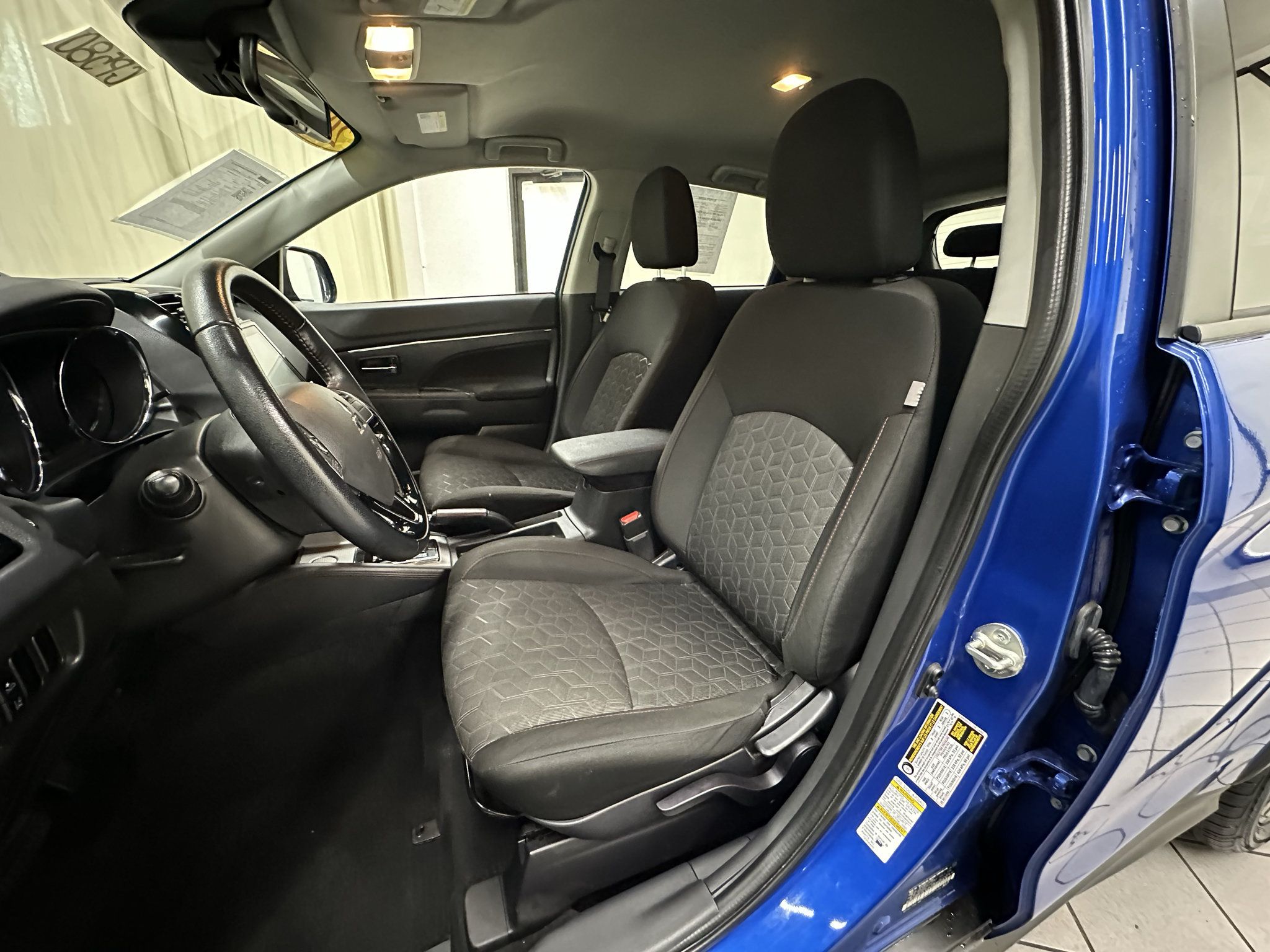 Used 2022 Mitsubishi Outlander Sport LE FWD image 23