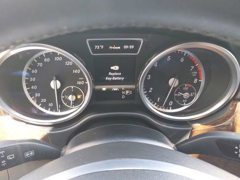 Used 2013 Mercedes-Benz ML 350 4MATIC image 27