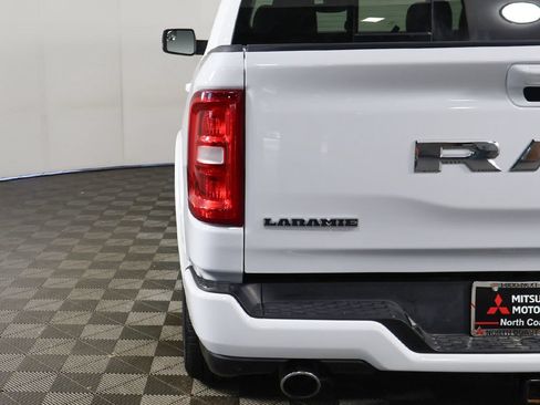 Used 2025 RAM 1500 Laramie w/ Sport Appearance Package AWD/4WD image 18