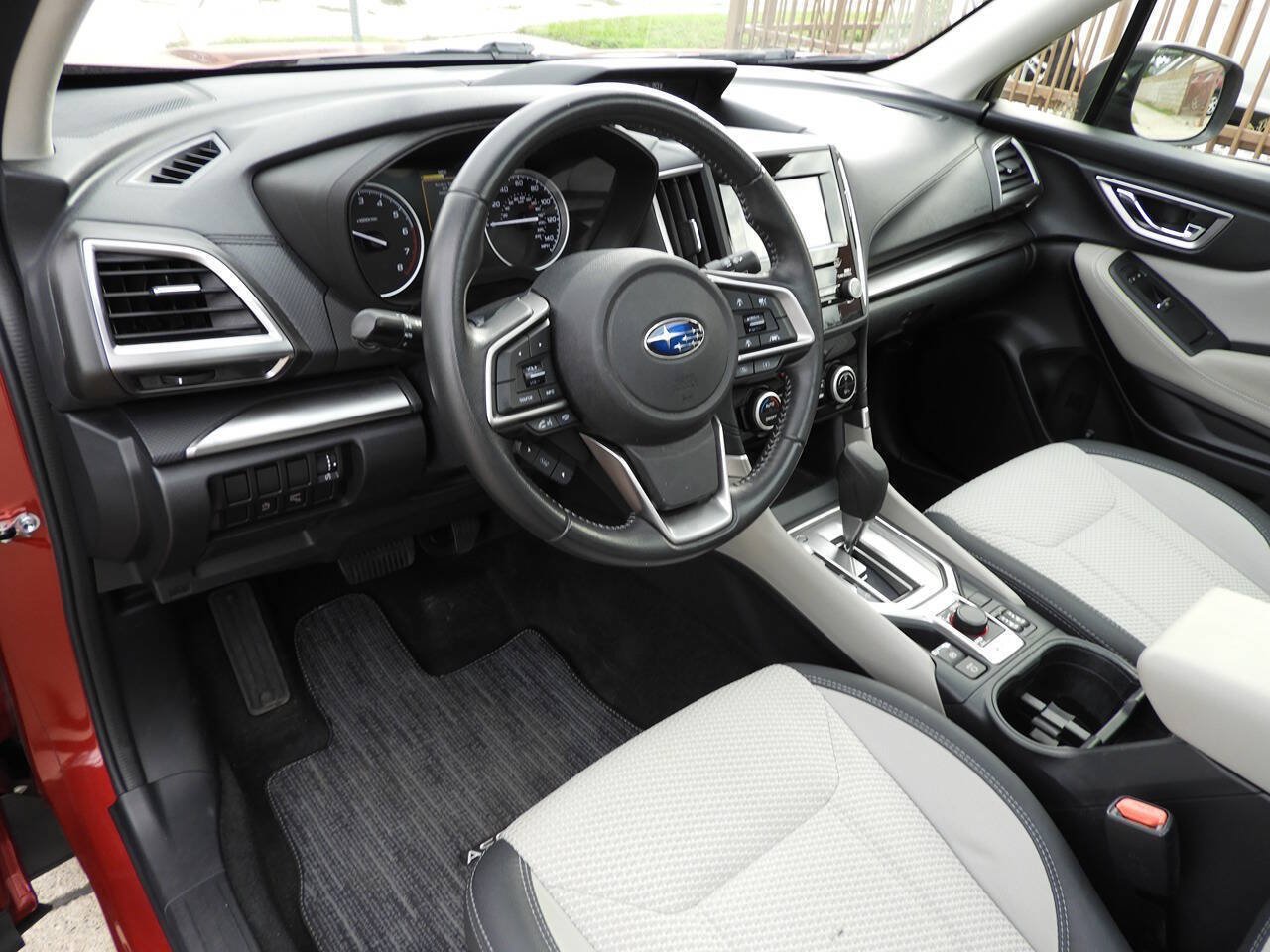 Used 2019 Subaru Forester Premium AWD/4WD image 17