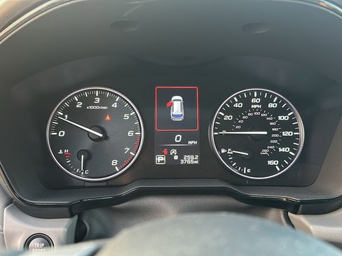 Certified 2025 Subaru Outback Premium w/ Popular Package #1A image 12