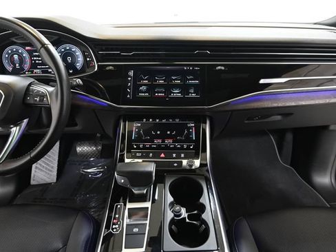 Used 2019 Audi Q8 Premium Plus w/ Premium Plus AWD/4WD image 2