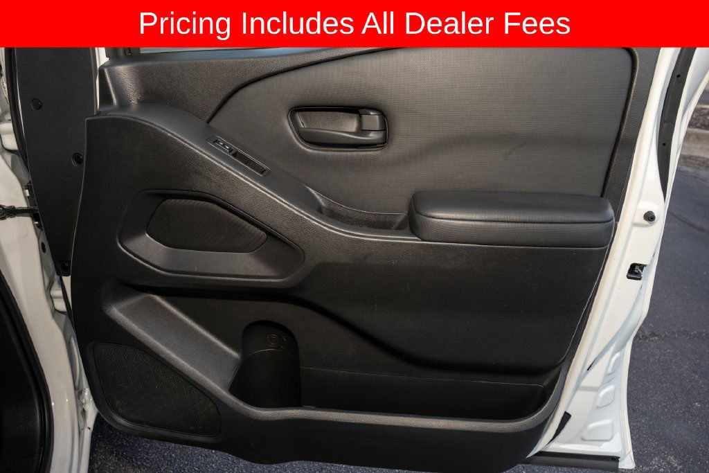 Used 2022 Nissan Frontier S AWD/4WD image 8