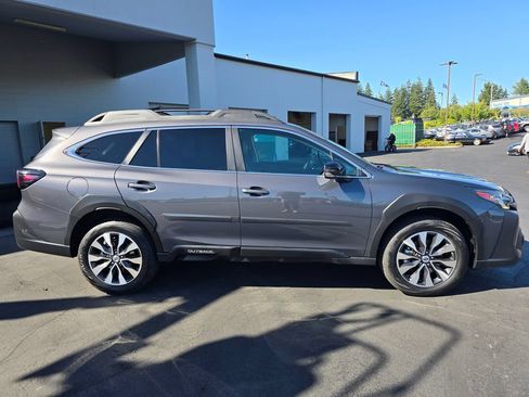 Certified 2024 Subaru Outback Limited AWD/4WD image 3