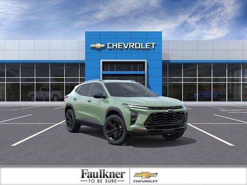 New 2026 Chevrolet Trax ACTIV w/ Driver Confidence Package FWD image 1
