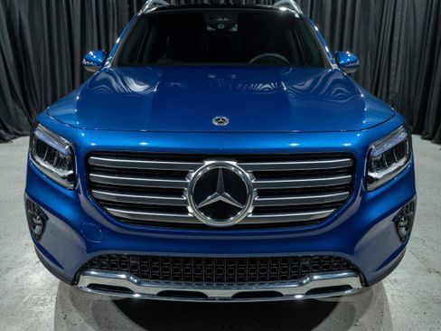 Used 2026 Mercedes-Benz GLB 250 image 2