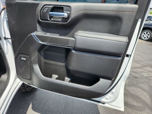 Used 2022 GMC Sierra 1500 AT4 w/ AT4 Preferred Package AWD/4WD image 12