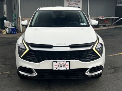 Used 2023 Kia Sportage LX image 9