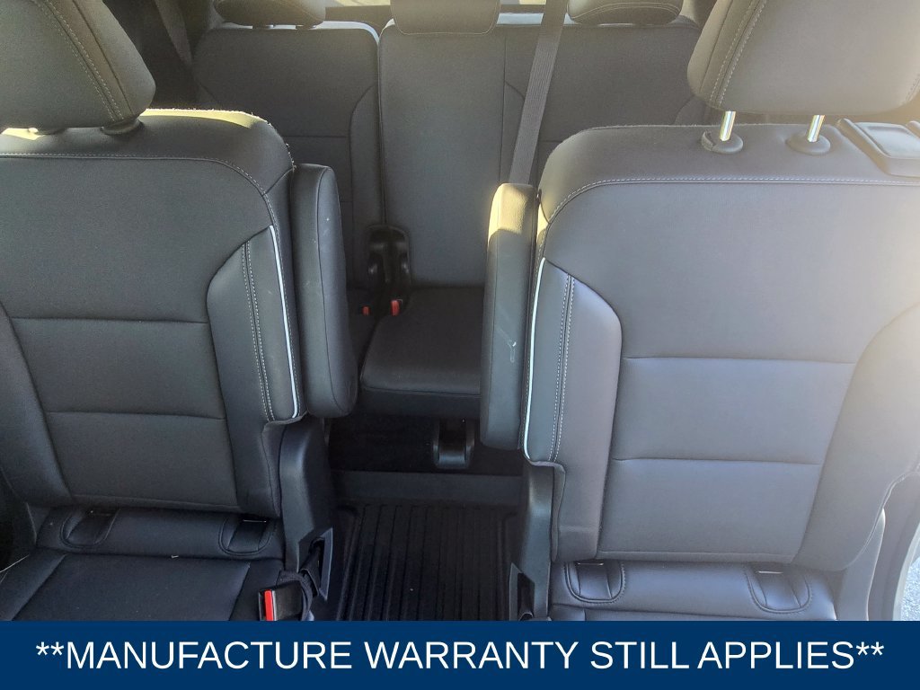 Used 2025 Buick Enclave Preferred FWD image 12