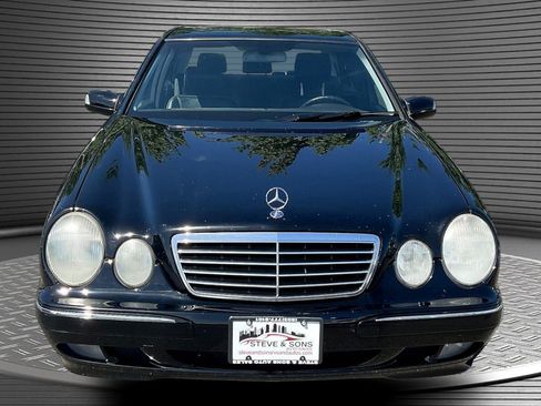 Used 2001 Mercedes-Benz E 320 Sedan image 2