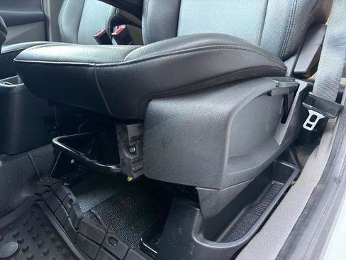 Certified 2021 Ford Transit Connect XL FWD image 20