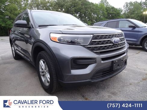 Used 2023 Ford Explorer XLT w/ Class IV Trailer Tow Package AWD/4WD image 1