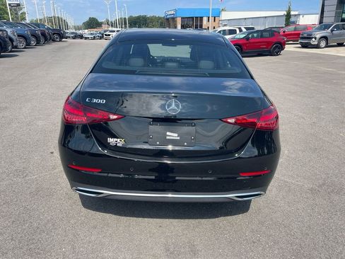 Used 2025 Mercedes-Benz C 300 Sedan image 4