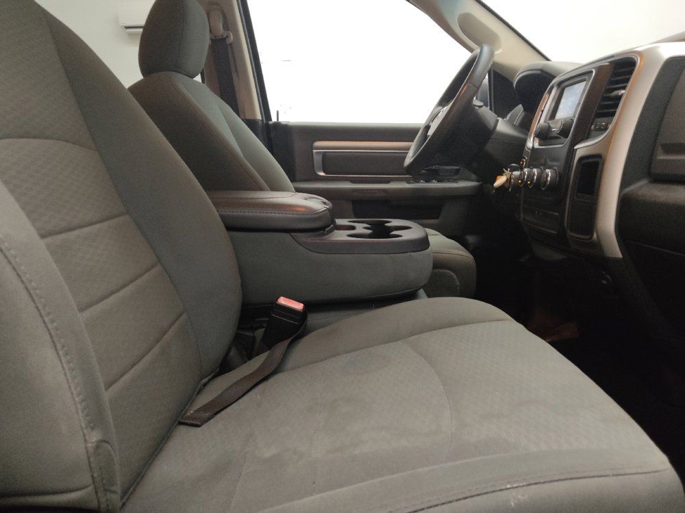Used 2020 RAM 1500 Classic SLT RWD image 21