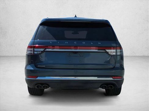 Used 2020 Lincoln Aviator Reserve w/ Equipment Group 202A image 6