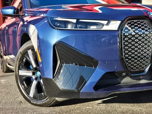 Used 2024 BMW iX xDrive50 w/ Sport Package image 13