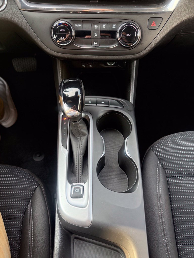 Used 2026 Buick Envista Preferred FWD image 13
