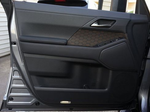 Used 2026 Lexus GX 550 w/ Accessory Package (2T) image 22