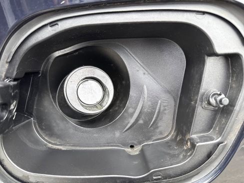 Used 2021 Buick Encore GX Essence w/ Advanced Technology Package image 31