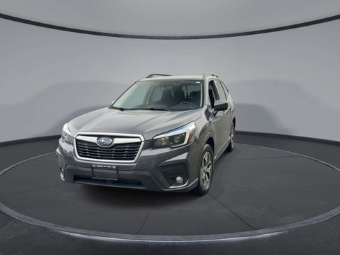 Used 2021 Subaru Forester Premium AWD/4WD image 3